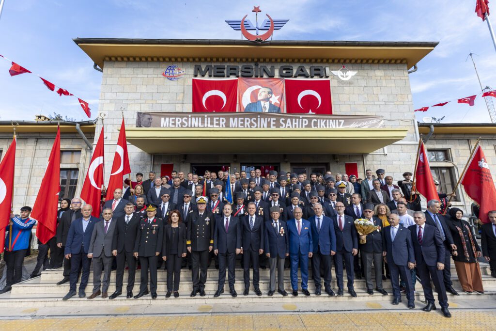 Atat Rk N Mersine Geli Inin Y L Kutland Mersin Odak Haber