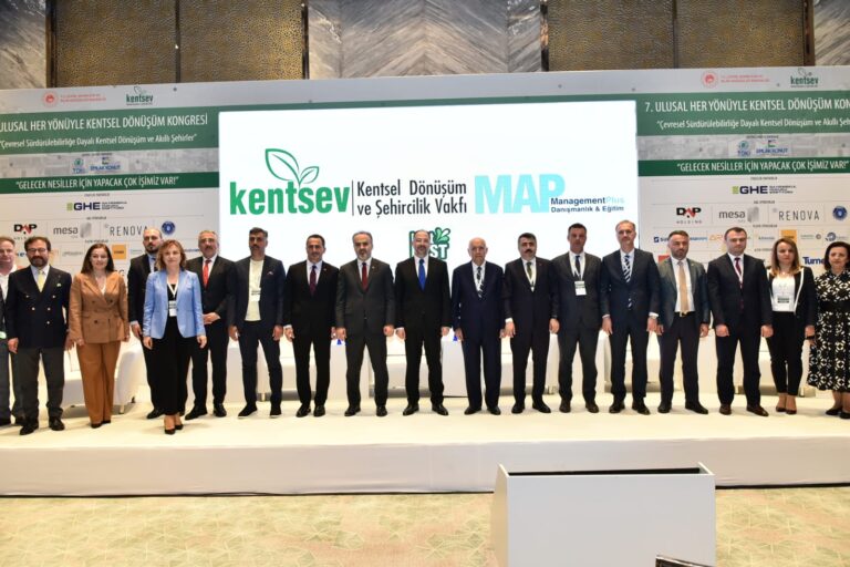 Mersin Büyükşehir’in “Teksin Mersin” Projesine ‘En İyi Akıllı Şehir Projesi Geliştiren Ve Uygulayan Belediye Ödülü’