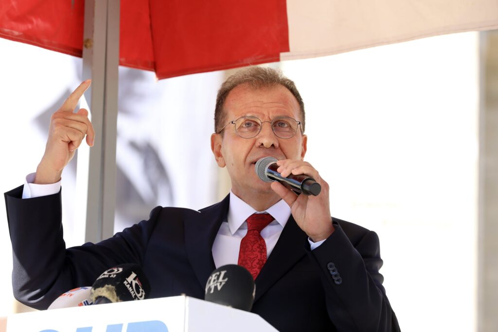 Başkan Seçer: “Türkiye’de artık yüzsüzlüğün zirve yaptığı günleri yaşıyoruz”